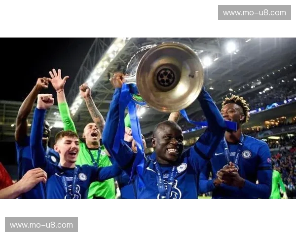 佩尔森vs：那是时间、匠心与权杖的永恒博弈